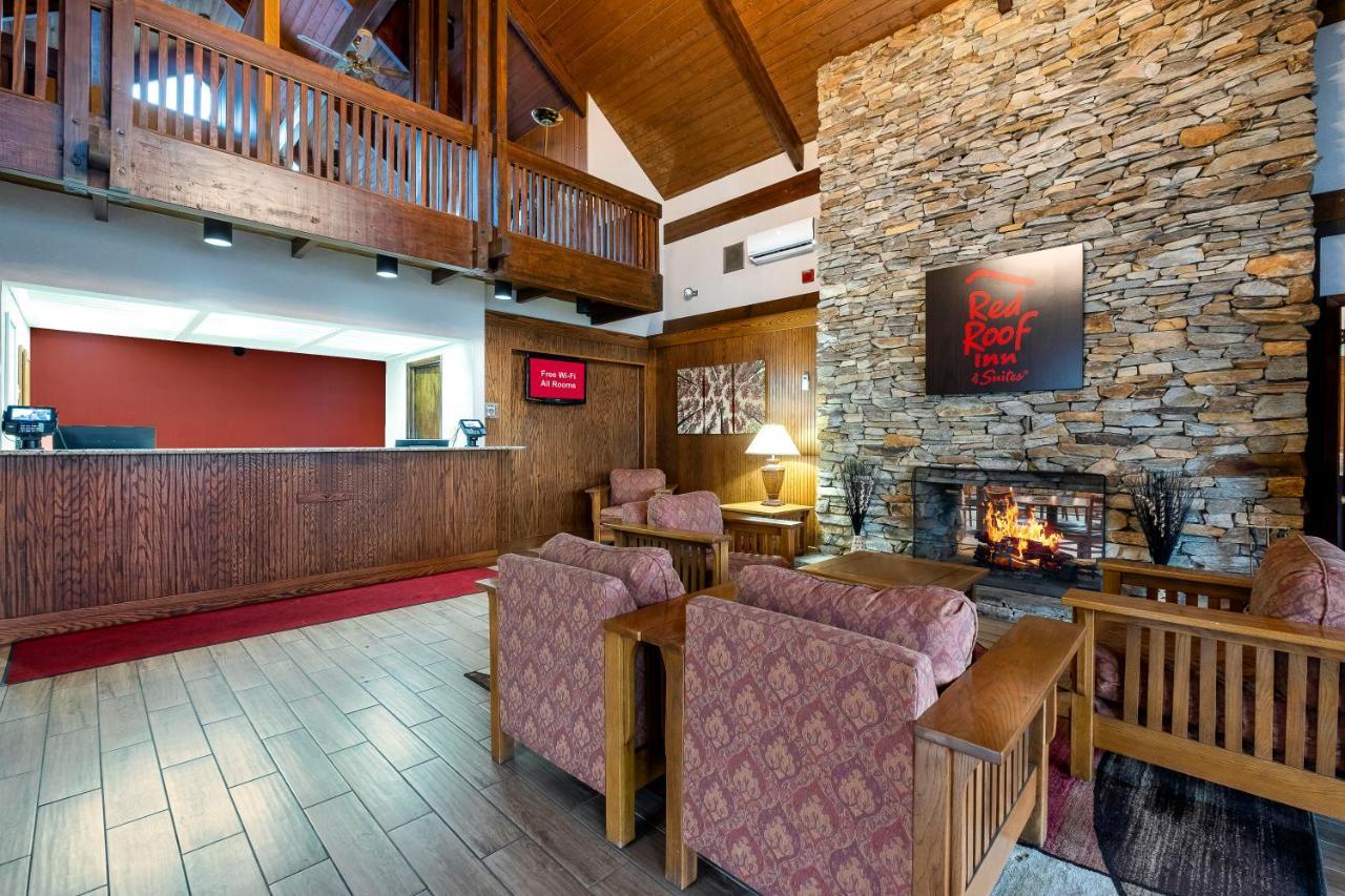Red Roof Inn & Suites Hazleton Ngoại thất bức ảnh
