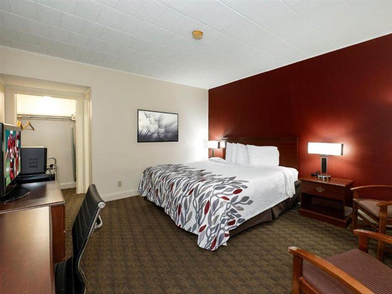 Red Roof Inn & Suites Hazleton Ngoại thất bức ảnh