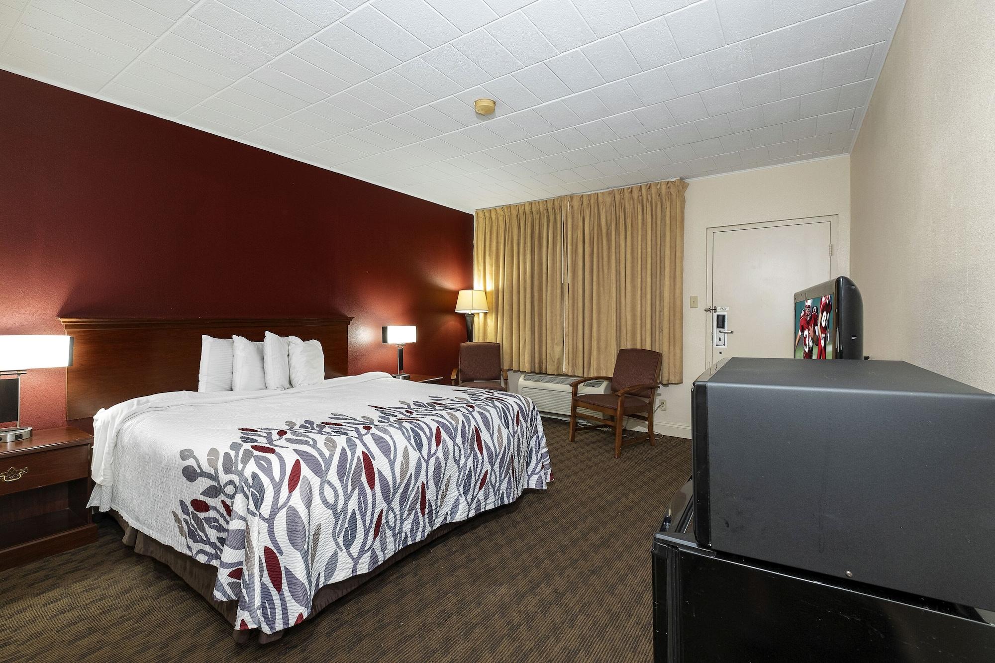 Red Roof Inn & Suites Hazleton Ngoại thất bức ảnh
