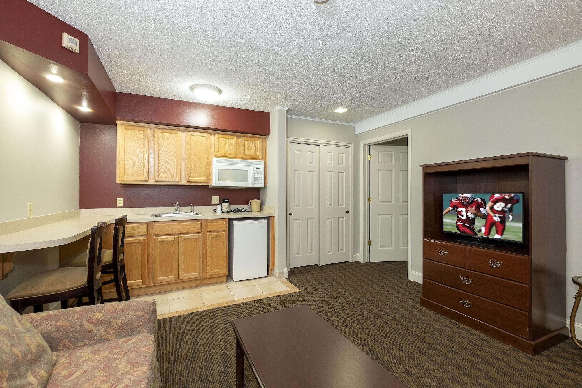 Red Roof Inn & Suites Hazleton Ngoại thất bức ảnh