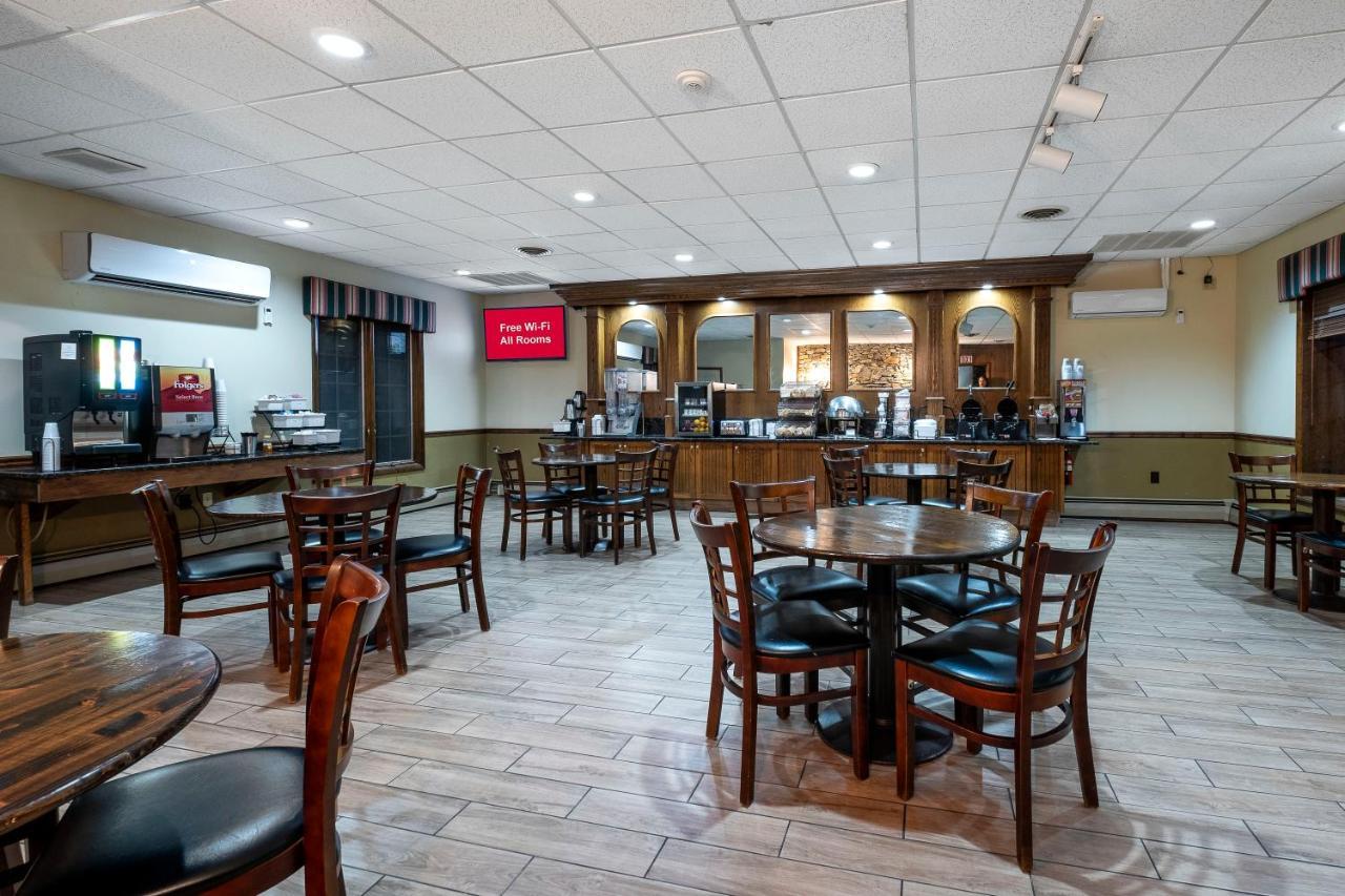 Red Roof Inn & Suites Hazleton Ngoại thất bức ảnh