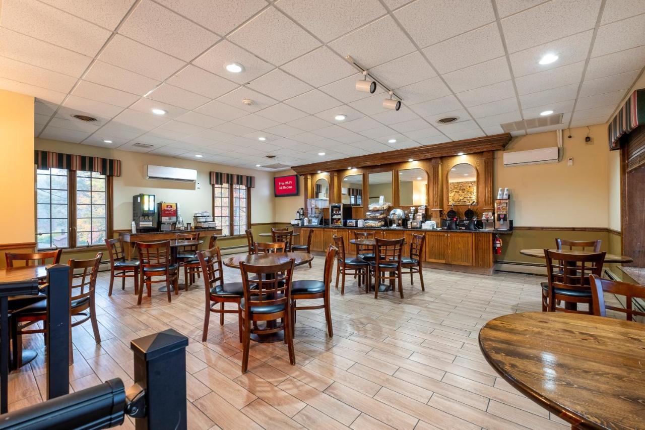 Red Roof Inn & Suites Hazleton Ngoại thất bức ảnh
