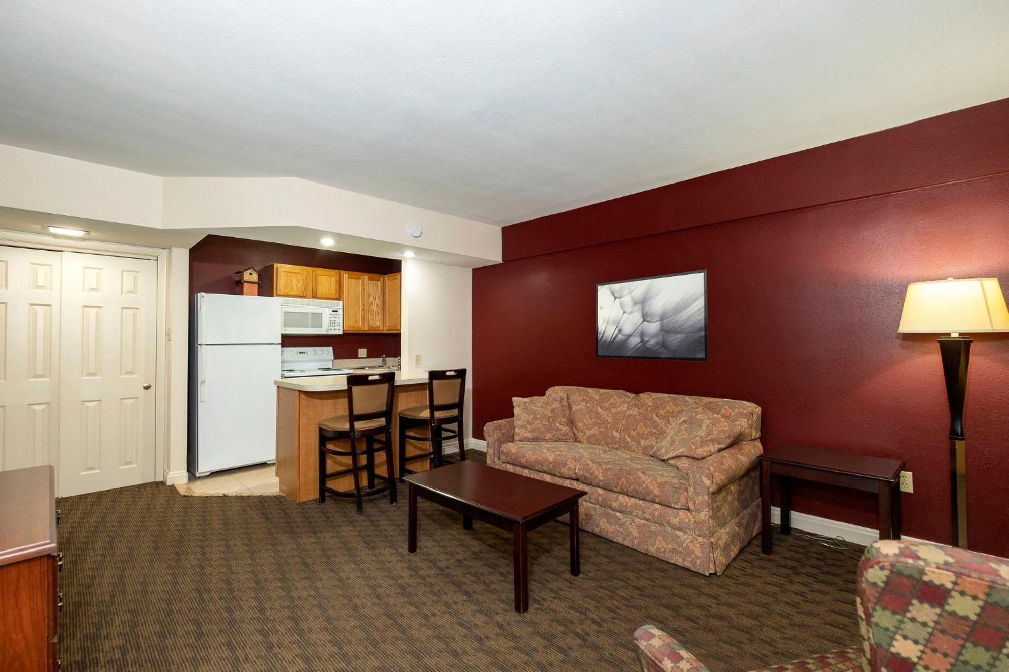 Red Roof Inn & Suites Hazleton Ngoại thất bức ảnh