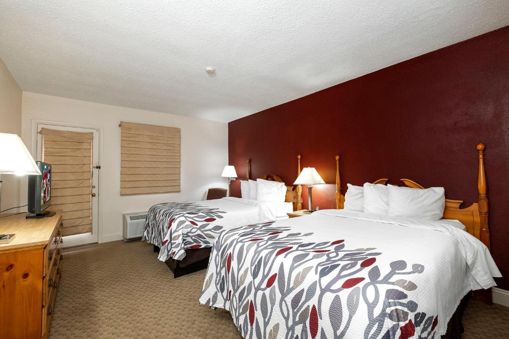 Red Roof Inn & Suites Hazleton Ngoại thất bức ảnh
